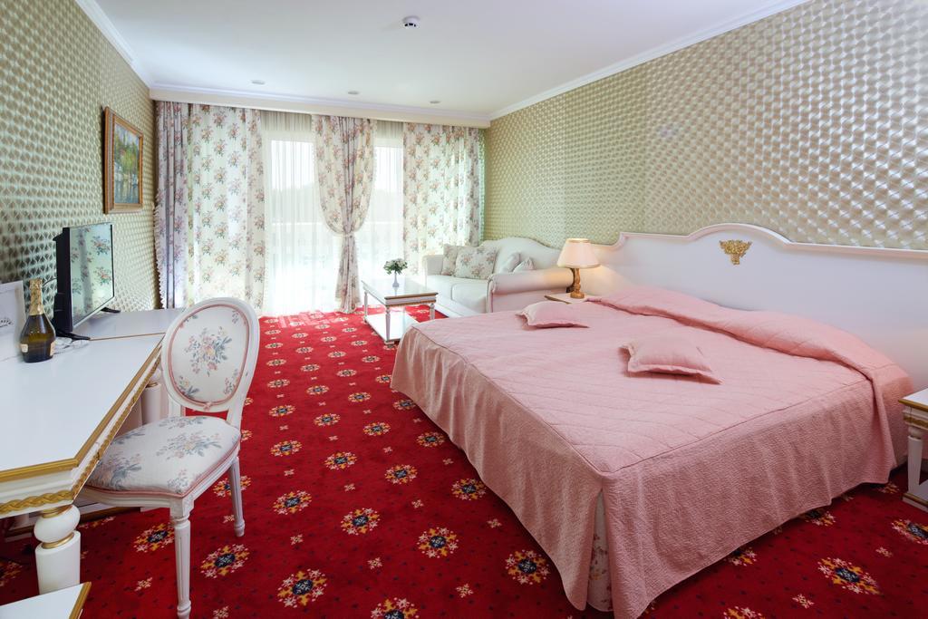 Planeta Hotel & Aquapark Free Beach Access Napospart Kültér fotó