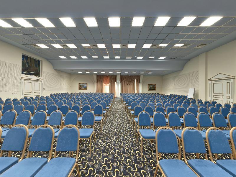 Planeta Hotel & Aquapark Free Beach Access Napospart Kültér fotó The main conference room